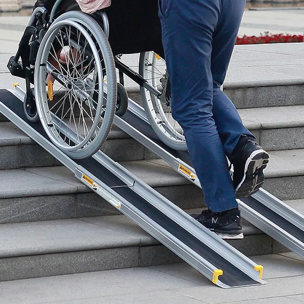 Giantex Barre De Seuil|Barre De Seuil<2 Rampes de Chargement de Voiture Non glissantes en Aluminium Rampes de Fauteuil Roulant Portatives Telescopiques Antiderapante