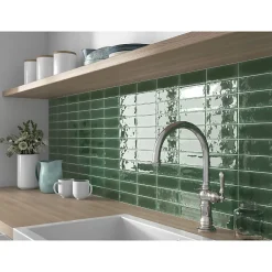 Lux Mosaic Altea Green Série Revêtement grès cérame premium 5x15 cm.- Carrelage Mural Uni|Carrelage Mural Pour Cuisine