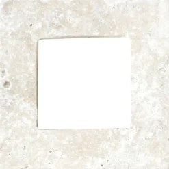 Casa Linéa CARREAU RENAISSANCE TRAVERTIN IVOIRE PERCE 1 PIÈCE 10 x 10 CM CASA LINEA- Travertin