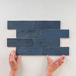 Gioia Materia Faïence Pour Cuisine|Faïence Pour Douche<Carrelage Effet Zellige Bleu Nuit LA RIVIERA 6,5x20 Blue Reef - Les Carreaux de Jean