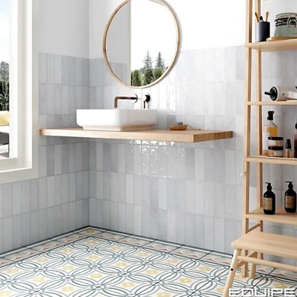 Gioia Materia Carrelage Effet Zellige Bleu Clair LA RIVIERA 6,5x20 Lavanda Blue - Les Carreaux de Jean- Faïence Pour Pièce À Vivre|Faïence Pour Salle De Bains