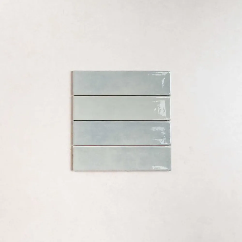 Les Carreaux De Jean Faïence Pour Salle De Bains<Carrelage Effet Zellige Bleu Clair NARA Glass Gloss 7,5x30cm - Les Carreaux de Jean