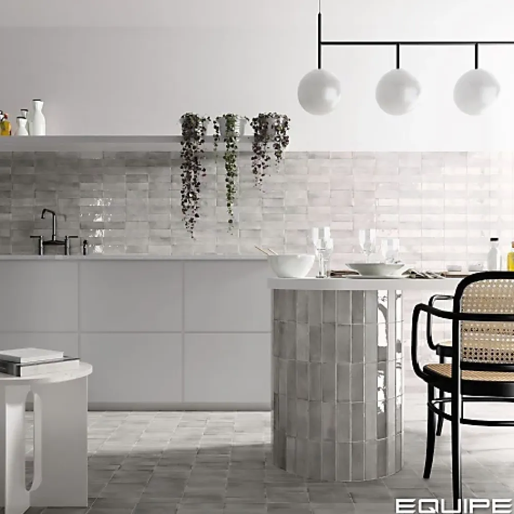 Gioia Materia Faïence Pour Cuisine|Faïence Pour Pièce À Vivre<Carrelage Effet Zellige Gris COLO Gloss 5x15 Amber Grey - Les Carreaux de Jean