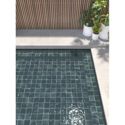 Aelle Carrelage Carrelage Extérieur Et Terrasse<Carrelage extérieur piscine carré bleu brillant 15x15 cm SPA&POOLS BLUE NIGHT