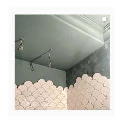 Aelle Carrelage Carrelage Mural Uni|Carrelage Mural Pour Wc<Carrelage mur écaillon de poisson uni beige brillant 10,6x12 cm SCALE FAN GREIGE