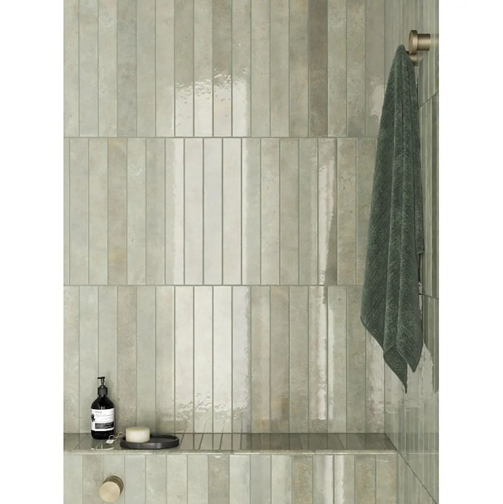 Aelle Carrelage Carrelage Sol Effet Pierre<Carrelage mur effet pierre gris vert 5x40 cm brillant - VERTICALE GREEN FIELD
