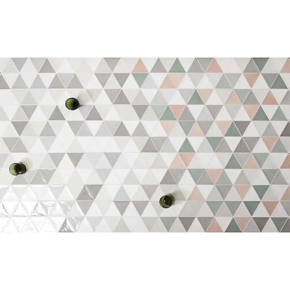 Aelle Carrelage Carrelage mur trianguaire effet zellige gris claire 13,2x11,4 cm 3LATI GRIGIO CHIARO- Carrelage Mural Uni