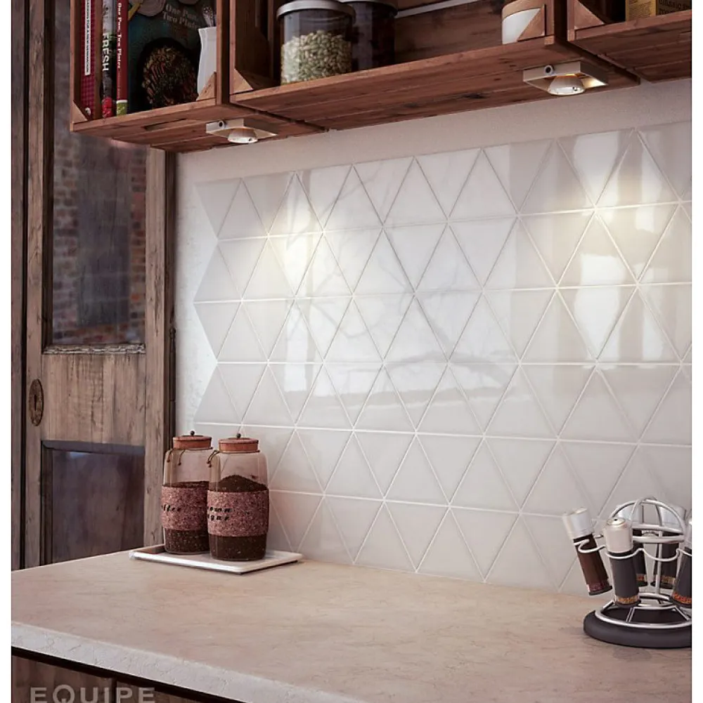 Aelle Carrelage Carrelage mur triangulaire uni gris brillant SCALE TRIANGOLO LIGHT GREY- Carrelage Mural Uni