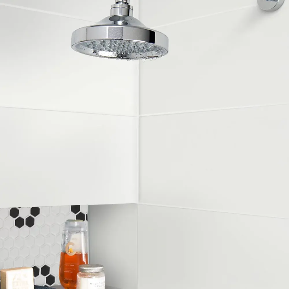 GoodHome Carrelage Mural Uni|Carrelage Mural Pour Douche<Carrelage mural intérieur grès cérame émaillé mat blanc lisse L.60 x l.20 cm x ép.8,3 mm, Plain