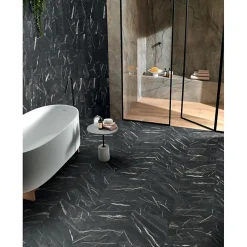 Aelle Carrelage Carrelage Sol Effet Marbre<Carrelage sol / mur chevron effet marbre noir 7,4X45 cmm - SCULTOREA Dark diamond chevron J475