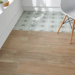 GoodHome Carrelage Mural Pour Douche|Carrelage Mural Pour Salle De Bains<Carrelage sol et mur aspect bois naturel L.120 x l.20 cm x ép.9 mm, Antic Rustic