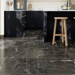 GoodHome Carrelage Mural Pour Douche|Carrelage Mural Pour Wc<Carrelage sol et mur effet marbre anthracite brillant L.60,8 x l.60,8 cm x ép.8,5 mm, Aruma