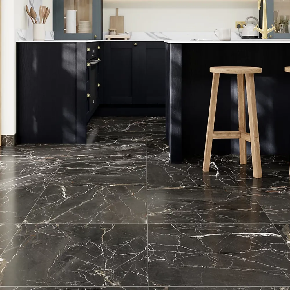 GoodHome Carrelage Mural Pour Douche|Carrelage Mural Pour Wc<Carrelage sol et mur effet marbre anthracite brillant L.60,8 x l.60,8 cm x ép.8,5 mm, Aruma