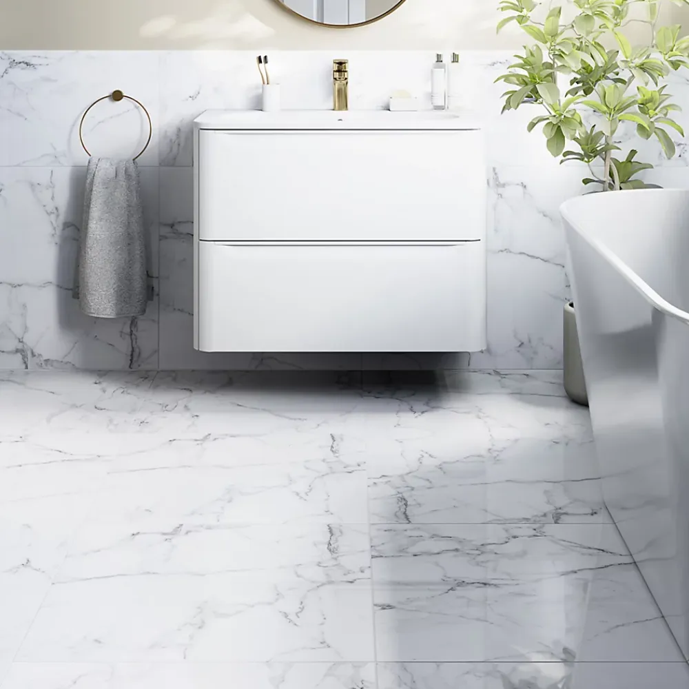 GoodHome Carrelage sol et mur effet marbre blanc brillant L.60,8 x l.60,8 cm x ép.8,5 mm, Aruma- Carrelage Mural Effet Marbre|Carrelage Mural Pour Douche