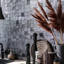 Ro'Ma Nature Carrelage Zellige Marocain Noir Métal 5x5 cm (vendu par plaque de 30x30 cm soit 0,09 m²) -- Faïence Pour Salle De Bains|Faïence Pour Pièce À Vivre