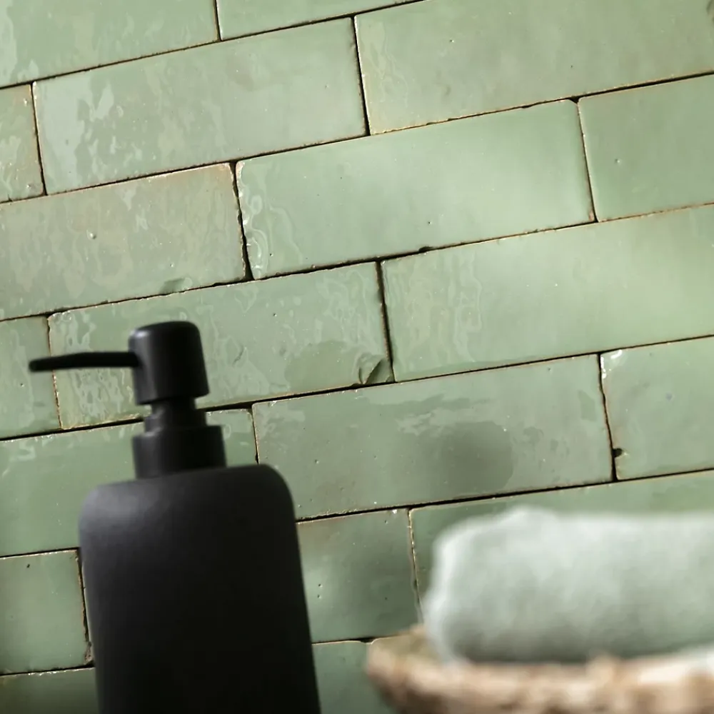 Ro'Ma Nature Carrelage Zellige Marocain Vert Amande 5x15 cm (vendu par 1 m²) -- Faïence Pour Douche|Faïence Pour Pièce À Vivre