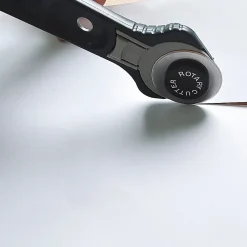 GoodHome Couteau à lame circulaire pour papier peint 18cm- Outils Du Tapissier