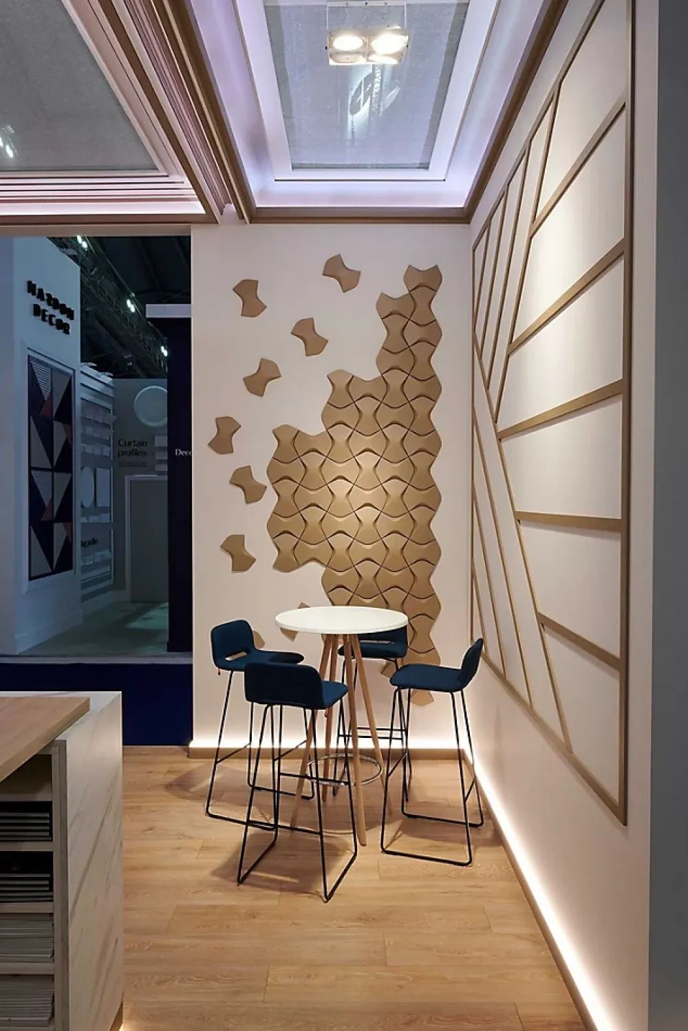 Noel & Marquet Moulure<3d panneau mural NMC ARSTYL WING Dalle pour mur et plafond Élement décorative
