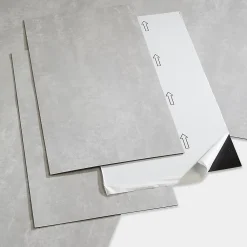GoodHome Dalle PVC adhésive PopRock Béton gris clair 30 x 60 cm (vendue au carton)- Dalle Et Lame Pvc