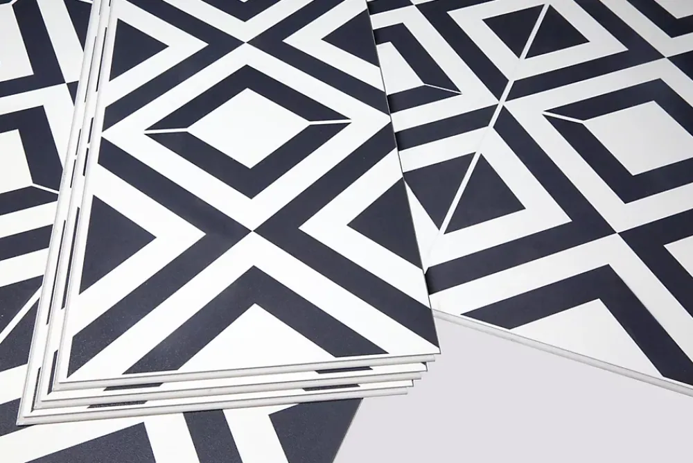 GoodHome Dalle PVC clipsable Baila décor carreaux de ciment NB L. 61 x l. 30.5 cm- Dalle Et Lame Pvc
