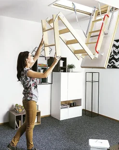 Matisere Echelle coupe feu 60min avec trappe de 70x140cm - Hauteur de 2.42 à 3.05m - LWF60/70140-305- Escalier Escamotable