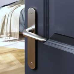 GoodHome Poignée De Porte<Ensemble poignée sur plaque Droit Mehaban effet nickel satin gris L.120mm x l.40mm entraxe 195mm