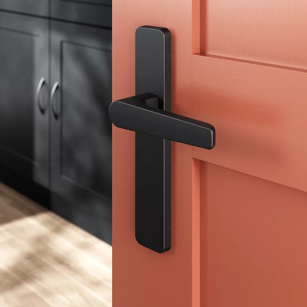 GoodHome Poignée De Porte<Ensemble poignée sur plaque rectangulaire Kerver effet nickel mat noir L.128mm x l.42mm entraxe 165-195mm
