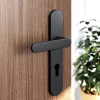 GoodHome Poignée De Porte<Ensemble poignée sur plaque rondcylindre Minzh effet nickel mat noir L.120mm x l.42mm entraxe 165-195mm
