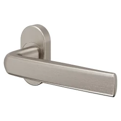 GoodHome Ensemble poignée sur rosace Incurvé à visser Primel effet nickel satin gris chromé- Poignée De Porte Extérieure