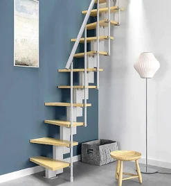 Matisere Escalier Droit<Escalier droit 12 marches - Hauteur à franchir de 2.60 à 3.08m - Largeur 60cm - Couleur bois et blanc - SMALL60/I-SGNAT-12