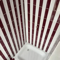 Gioia Materia Faïence Pour Douche|Faïence Pour Cuisine<Faïence Effet Zellige Bordeaux VILLAGE 6,5x20 Aubergine - LES CARREAUX DE JEAN