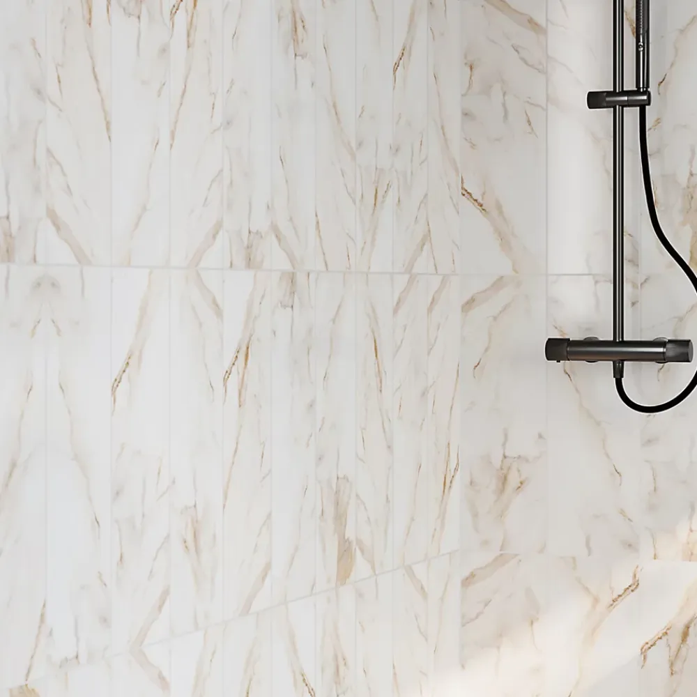 GoodHome Faïence murale effet marbre blanc et doré brillant L.60 x l.20 cm x ép.9,4 mm, Aruma- Faïence Effet Marbre|Carrelage Mural Pour Douche