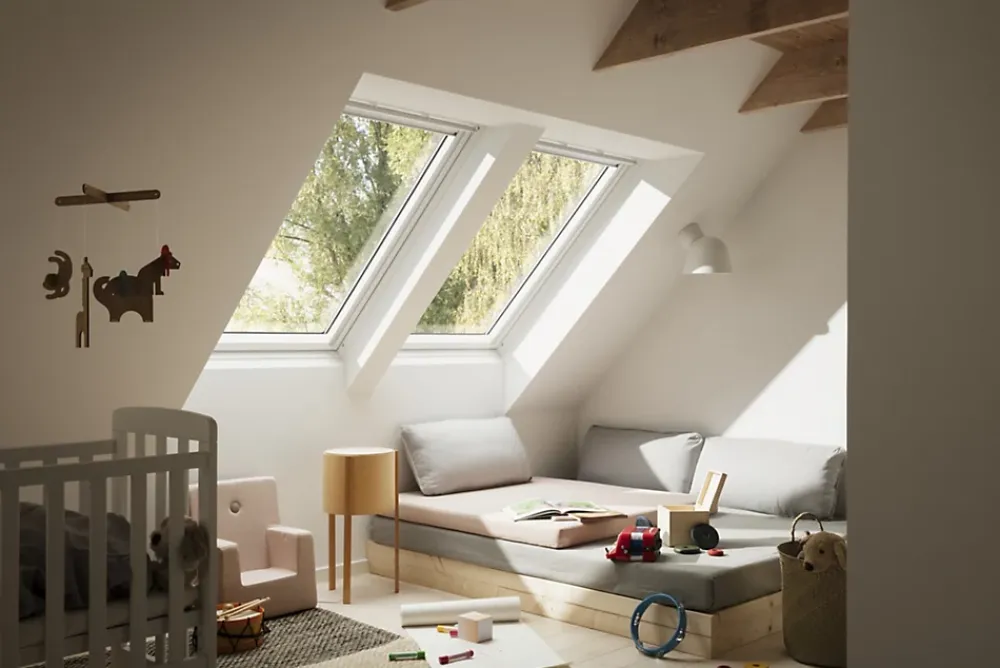 Velux Velux Et Fenêtre De Toit<Fenêtre de toit à rotation Tout Confort Whitefinish - bois peint en blanc L. 134 x H. 98 cm (GGL 2057 UK04)