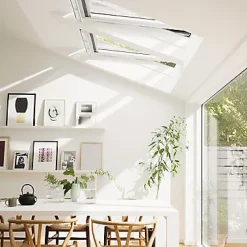 Velux Velux Et Fenêtre De Toit<Fenêtre de toit à rotation Tout Confort Whitefinish - bois peint en blanc L. 55 x H. 98 cm (GGL 2057 CK04)