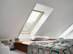 Velux Velux Et Fenêtre De Toit<Fenêtre de toit à rotation Standard Clearfinish - bois/pin L. 55 x H. 98 cm (GGL 3054 CK04)