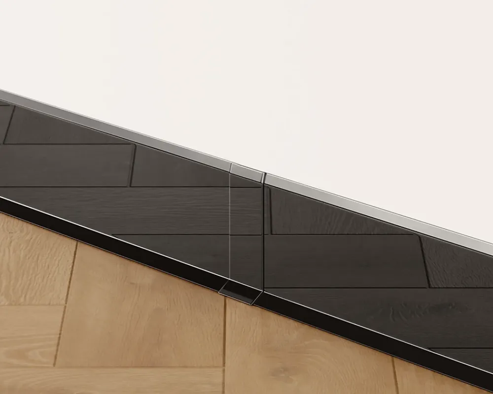 Ilcom Joint FI en acier inoxydable pour plinthe Noir poli - 60mm x 30mm x 12mm- Plinthe Pour Parquet Et Stratifié