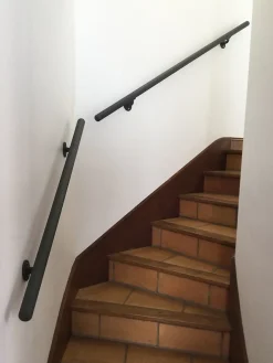 Kordo Kit main courante murale aluminium noir, Inoline- Accessoire D'Escalier