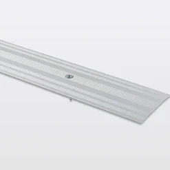 GoodHome Large barre de seuil en aluminium décor métal mat 60 x 930 mm- Barre De Seuil|Barre De Seuil