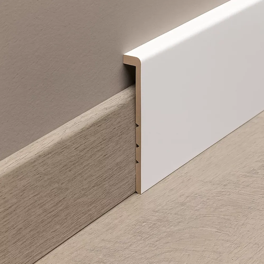 Forestea Lot de 6 surplinthes MDF revêtues blanc 2400 x 130 x 16 mm- Moulure