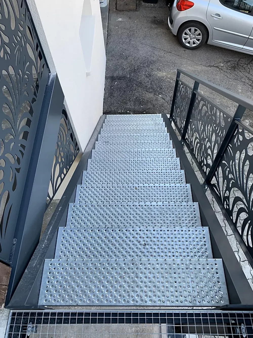 Meiser Accessoire D'Escalier<Marche d'escaliers tole perforée TOLHUIT 900x330 mm galvanisé à chaud