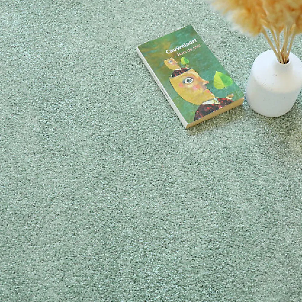 Décoweb Moquette poils longs Touch - Vert sauge - Rouleau de 4m x 18m- Moquette|Moquette