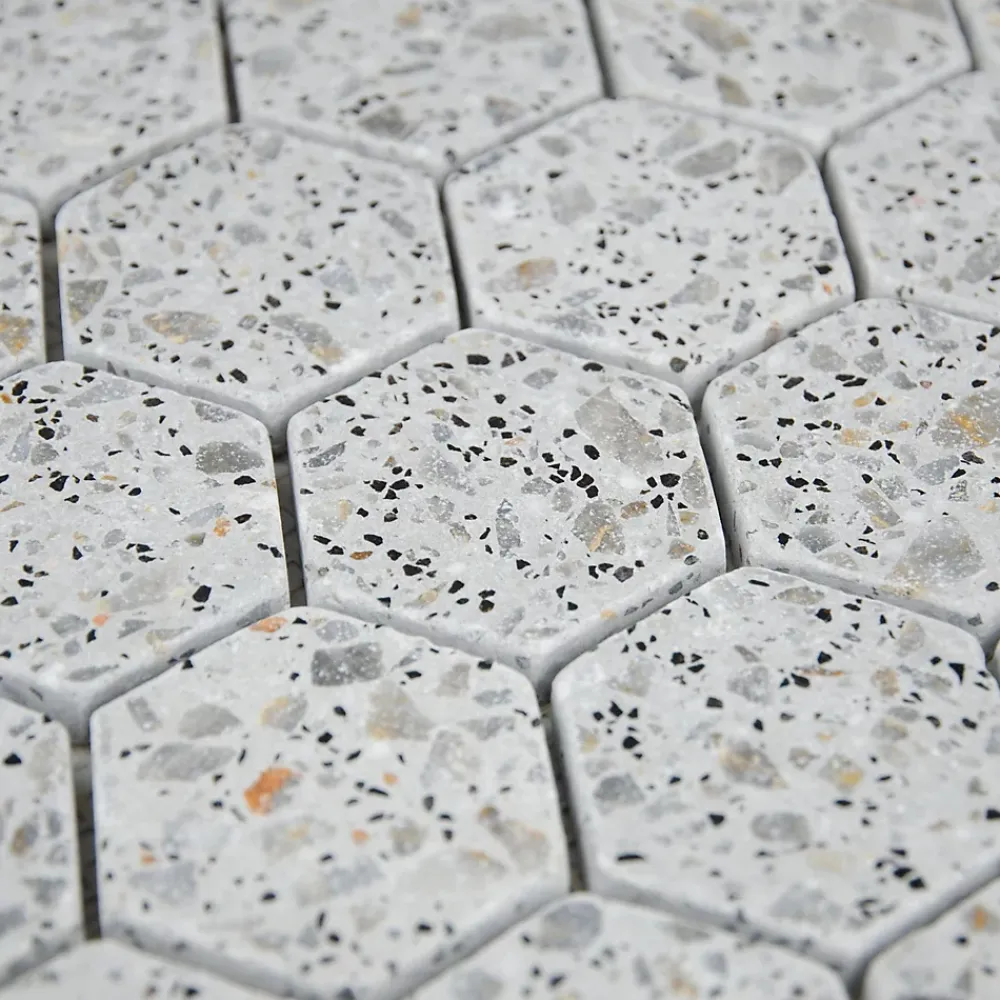 Casa Linéa MOSAIQUE HEXAGONE TERRAZZO LIGHT GREY 1 PLAQUE 30,5 x 30,5 CM CASA LINEA- Mosaïque Pour Wc