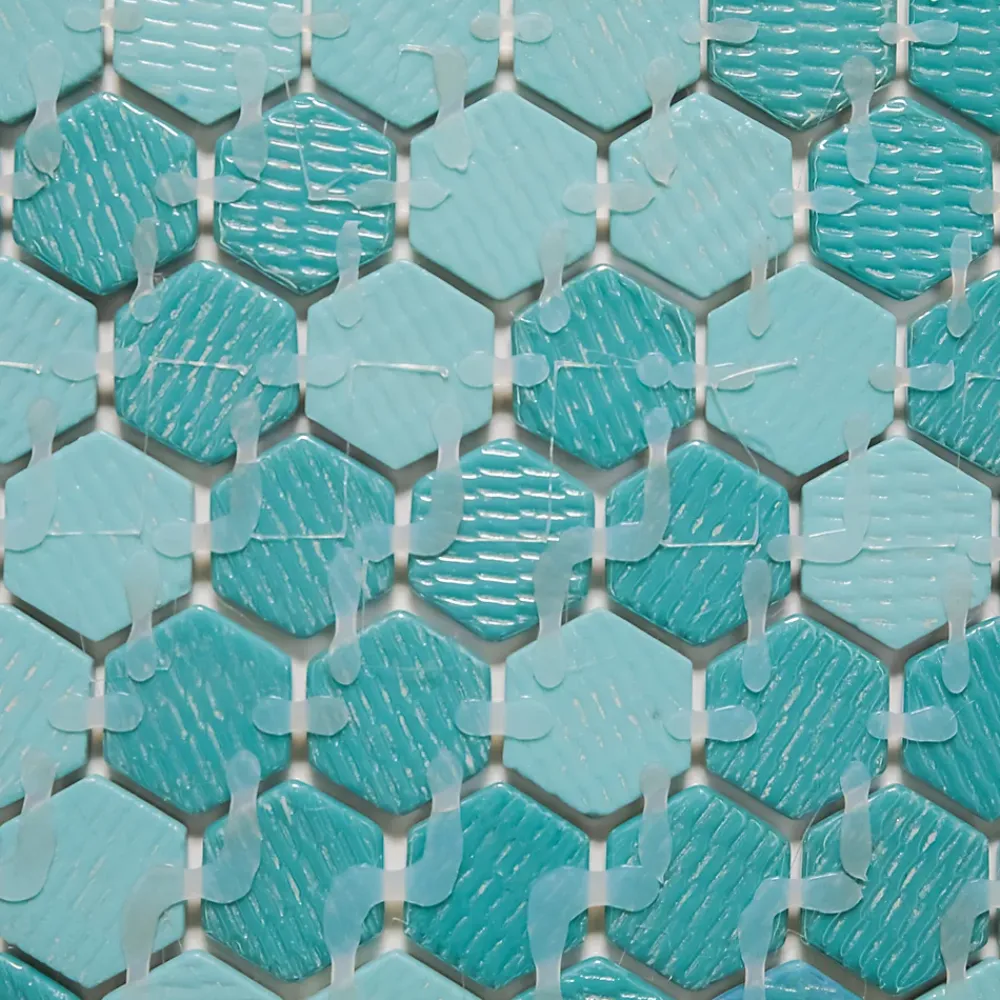 Ilcom Mosaïque<Mosaïque de verre pressé antidérapant sur maille pour salle de bain ou cuisine 52 cm x 34 cm - Hexa artistic (0,166m²)