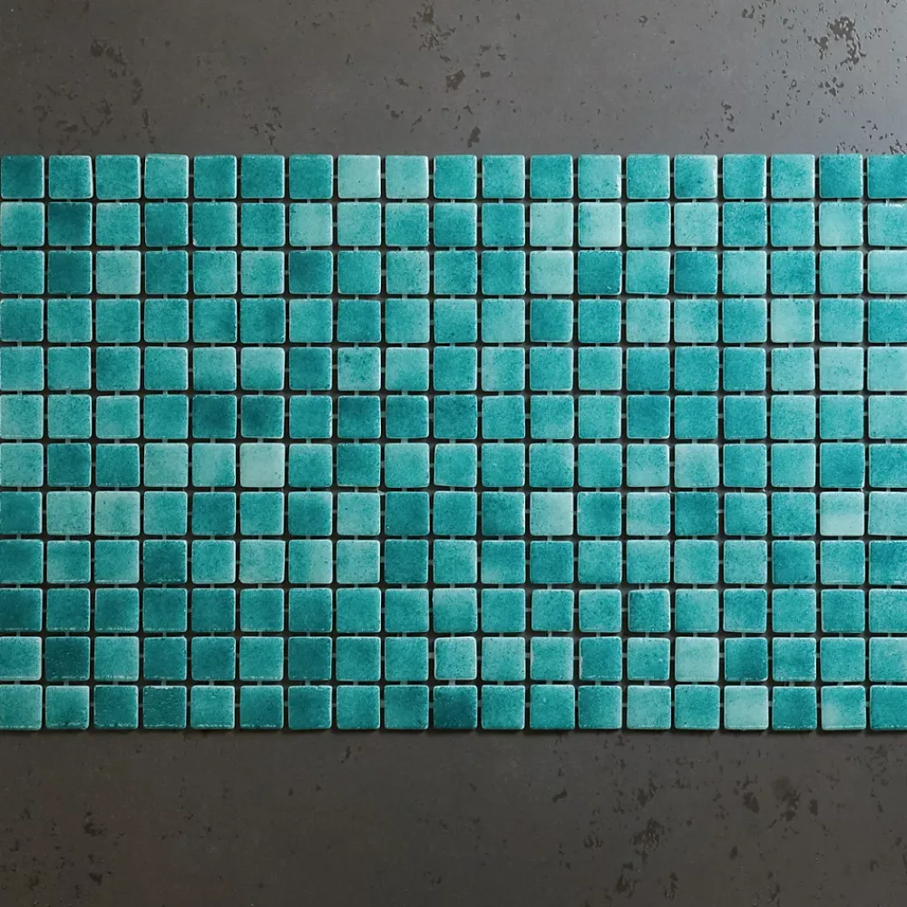Ilcom Mosaïque en verre pressé pour piscines, bains et saunas 32.5 cm x 51.5 cm - Clear water- Mosaïque