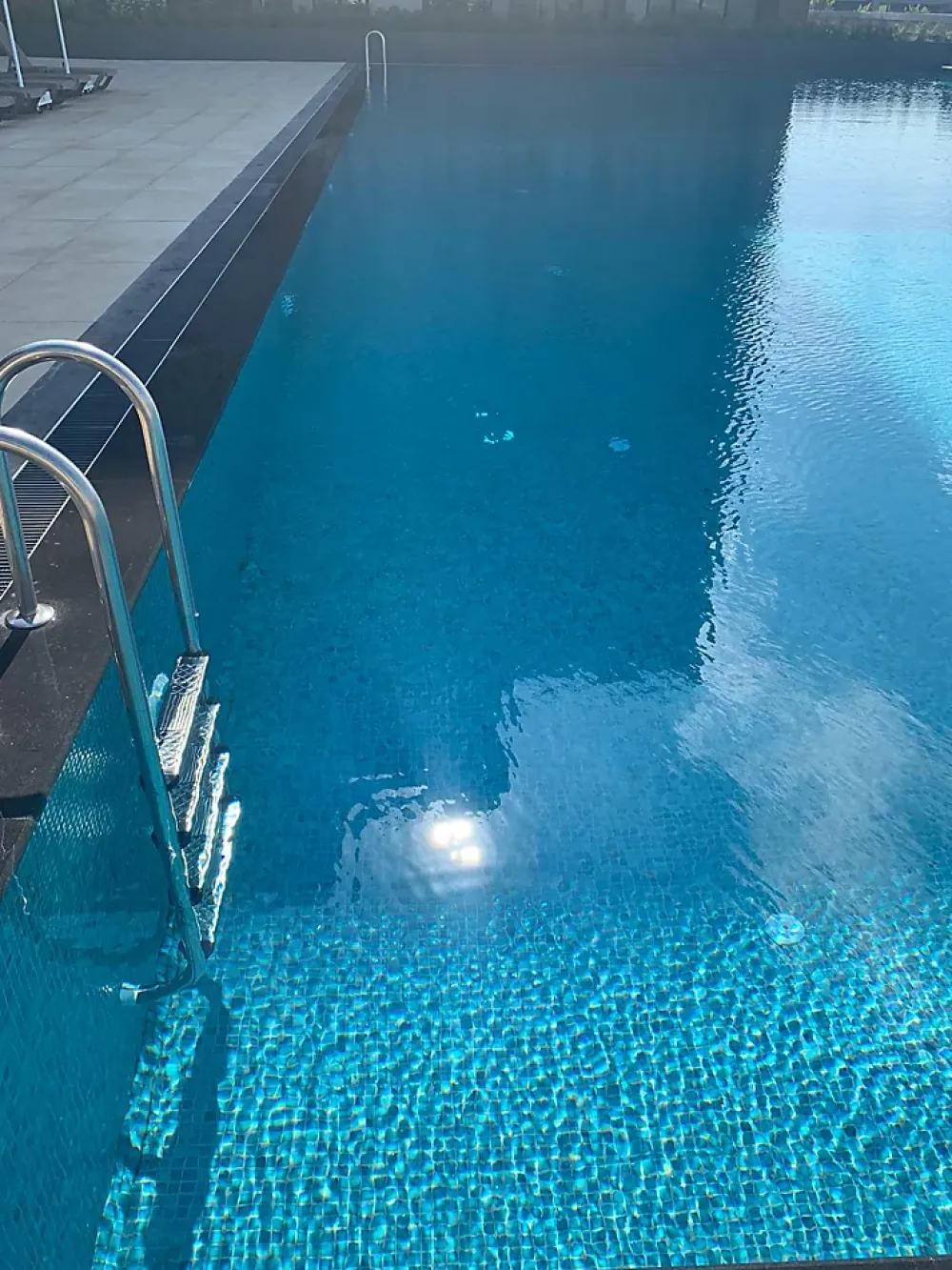 Ilcom Mosaïque en verre pressé pour piscines, bains et saunas 32.5 cm x 51.5 cm - Clear water- Mosaïque