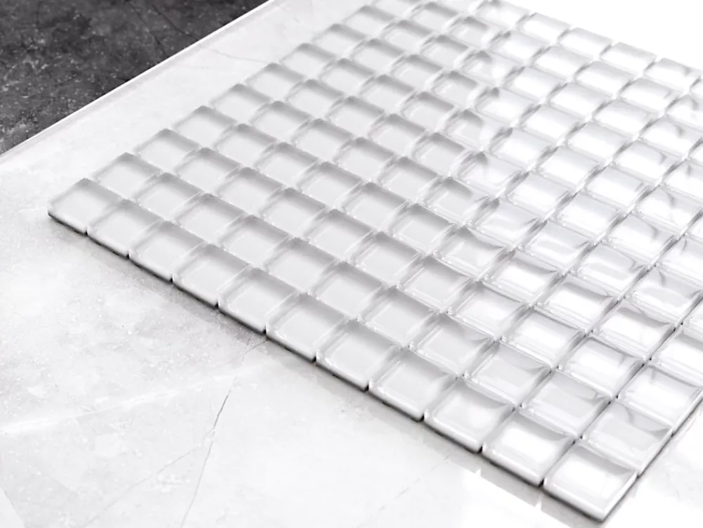 Ilcom Mosaïque en verre sur filet pour salle de bain ou cuisine 30 cm x 30 cm - Perfect white- Mosaïque Pour Douche|Mosaïque