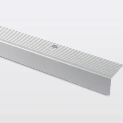 GoodHome Nez De Marche|Nez De Marche<Nez de marche en aluminium décor métal mat 35 x 25 x 900 mm.