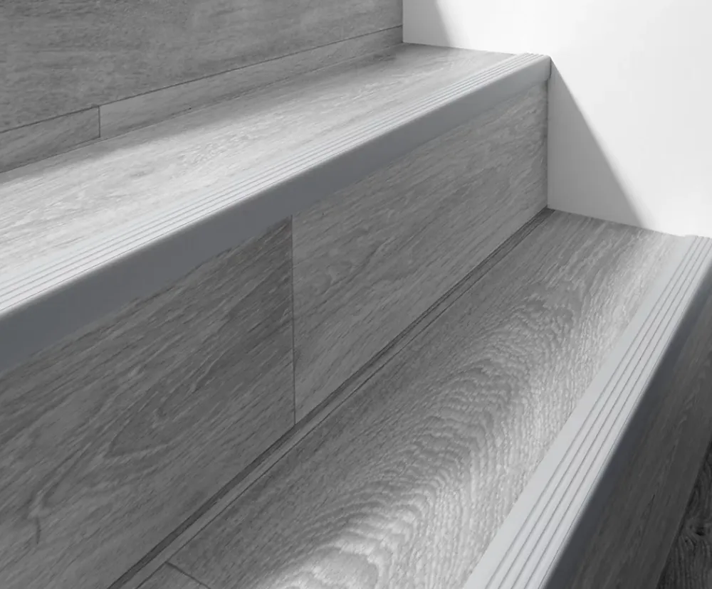 Quest Nez De Marche|Nez De Marche<Nez de marche PVC 40x25mm, , profilé d'escalier ND, auto-adhésif, antidérapant, d'escalier-protection, gris, 1.1m