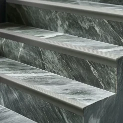 Quest Nez De Marche|Nez De Marche<Nez de marche PVC 40x25mm, , profilé d'escalier ND, auto-adhésif, antidérapant, d'escalier-protection, vert clair, 0.8m
