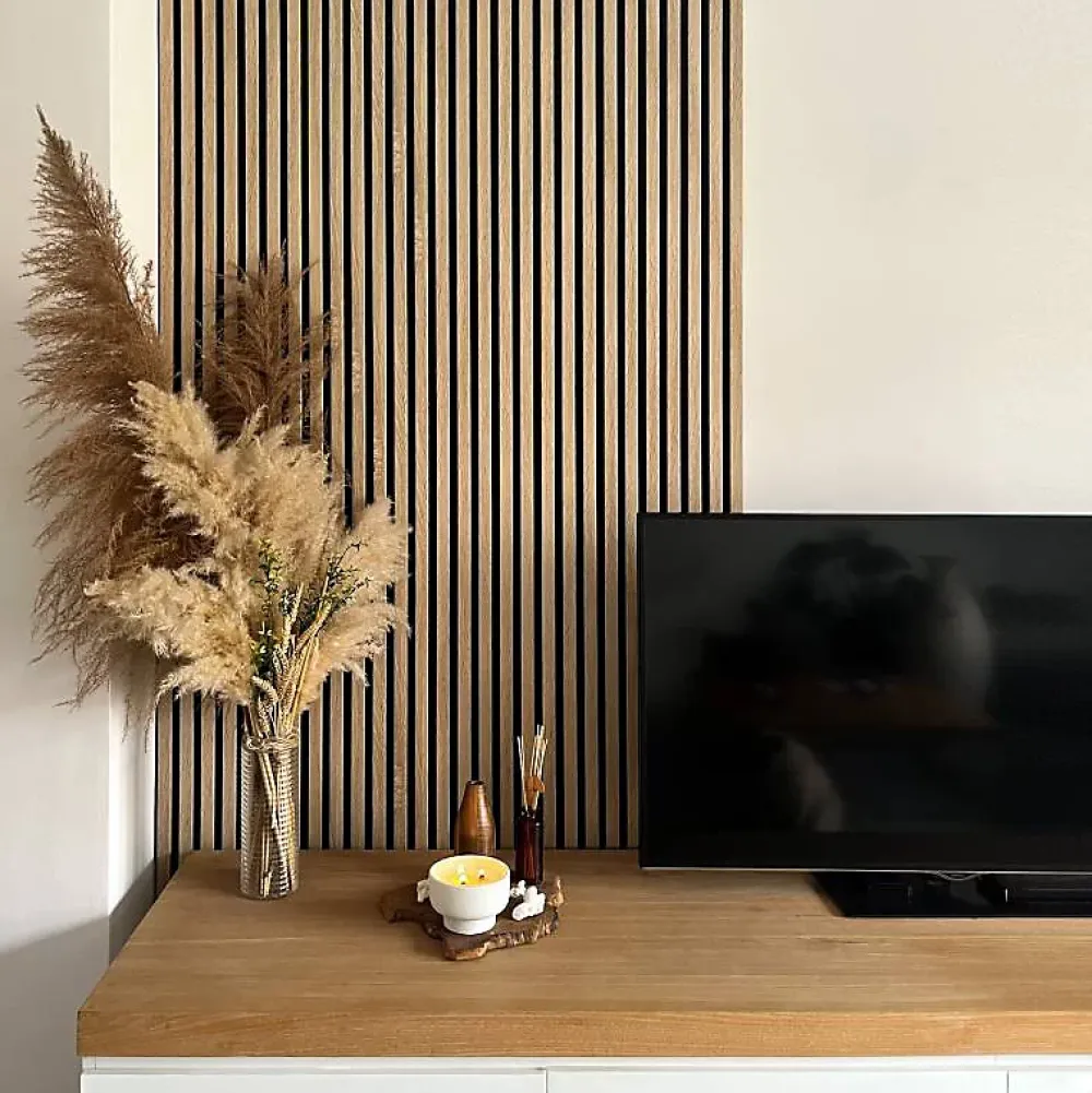 Decoon Panneau tasseaux bois 250 x 30 x 1,9 cm - décor chêne clair fond noir - 0,75m²- Panneau Tasseau Bois